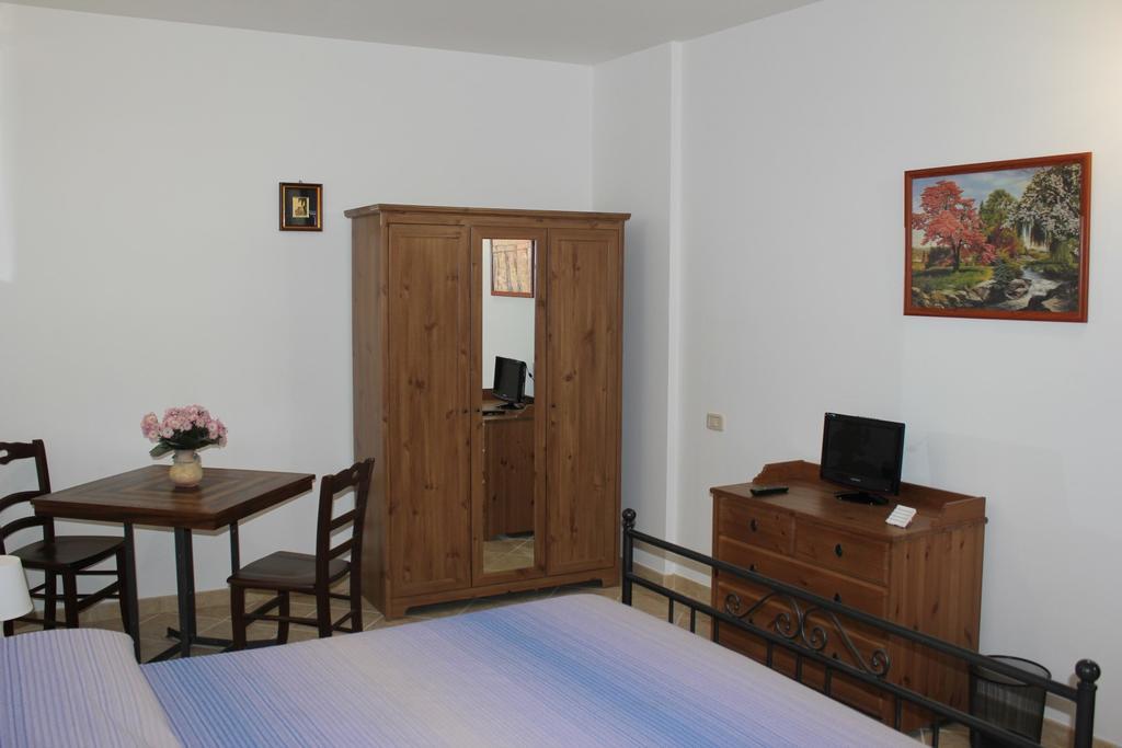 ואסטו Azienda Vitivinicola Sergio Del Casale מראה חיצוני תמונה